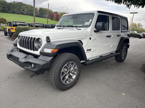 New 2026 Jeep Wrangler Sport S image 8