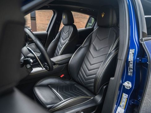 Used 2023 Maserati Grecale Modena AWD/4WD image 20
