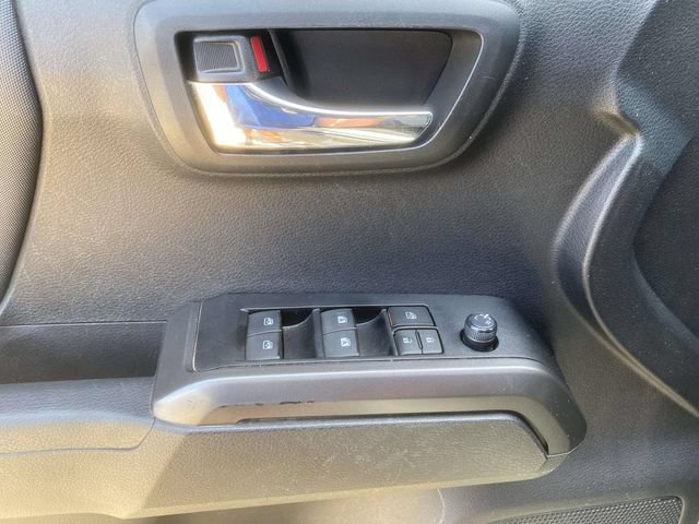 Used 2022 Toyota Tacoma TRD Sport w/ Technology Package AWD/4WD image 14
