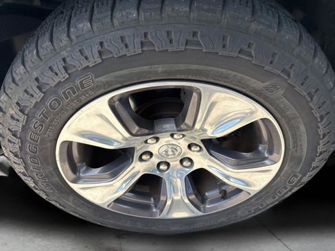 Used 2019 RAM 1500 Laramie AWD/4WD image 20