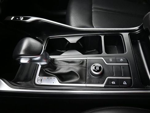 Used 2022 Kia Sorento S image 24