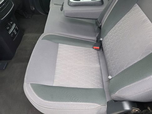 Used 2020 Nissan Titan SV w/ SV Convenience Package image 30