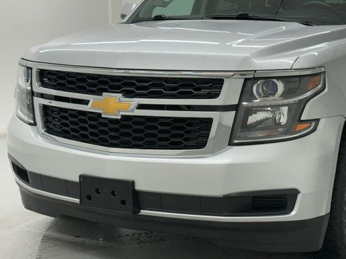 Used 2015 Chevrolet Suburban LT image 48