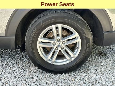 Certified 2023 Ford Explorer XLT w/ Equipment Group 202A AWD/4WD image 10