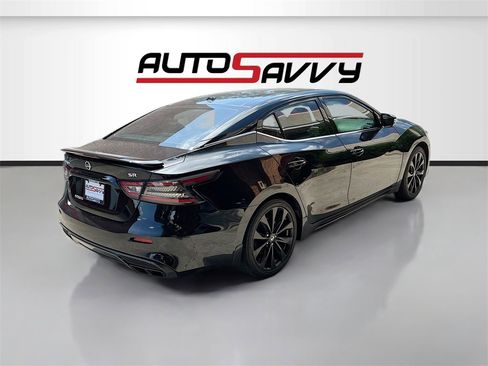 Used 2022 Nissan Maxima SR w/ Sport Mat Group image 7