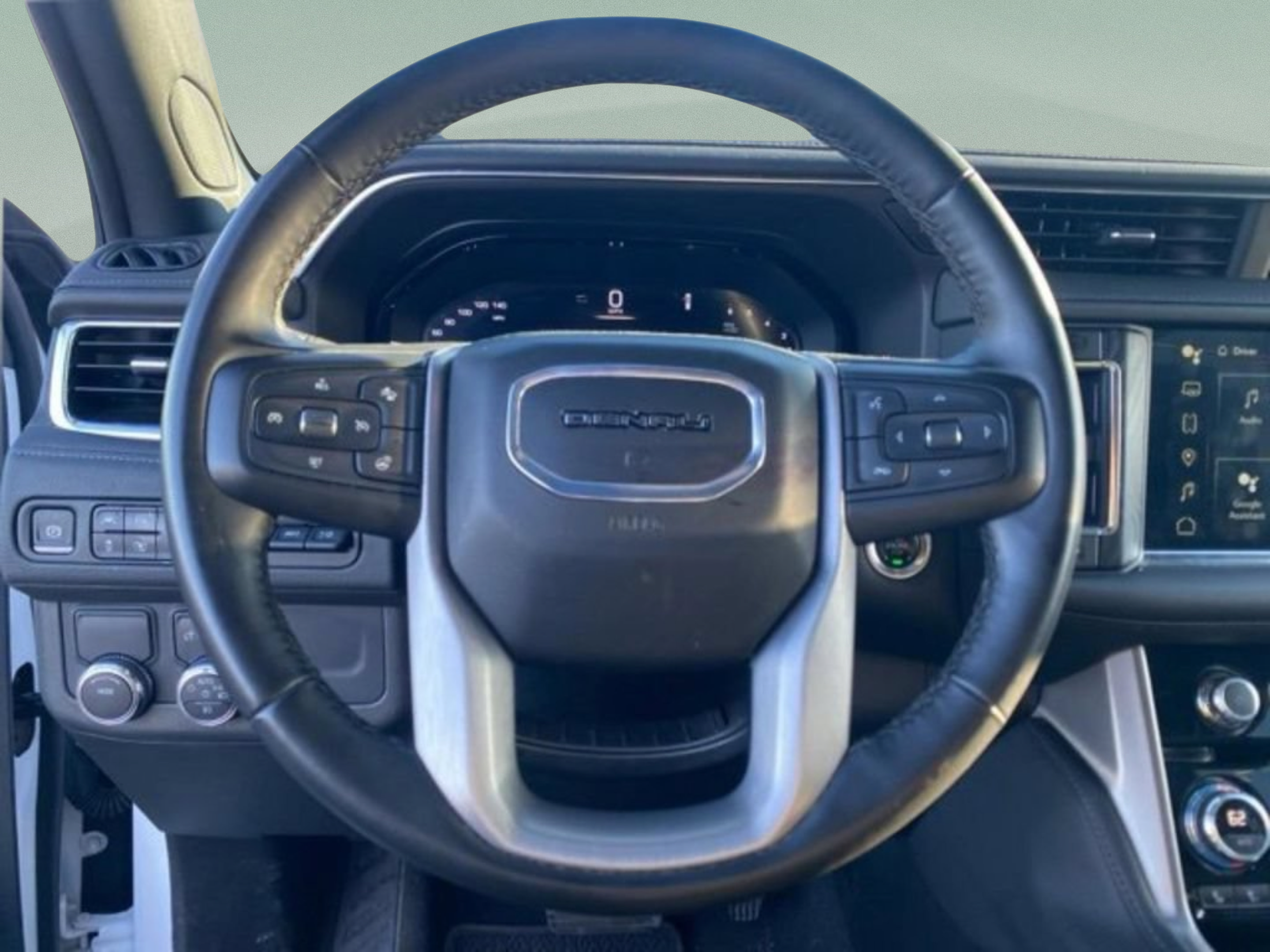 Used 2024 GMC Yukon XL Denali RWD image 18