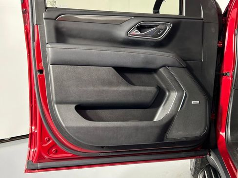 Used 2023 GMC Yukon XL AT4 w/ Technology Package image 36