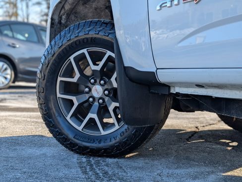 Used 2022 GMC Canyon AT4 w/ Trailering Package image 7