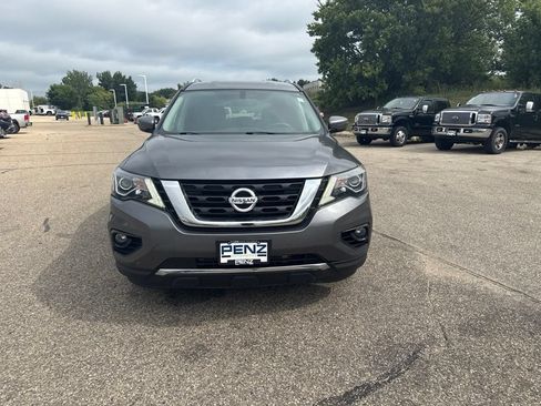 Used 2017 Nissan Pathfinder SV w/ Trailer Tow Package AWD/4WD image 2