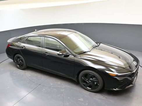 New 2026 Hyundai Elantra SEL Sport image 35