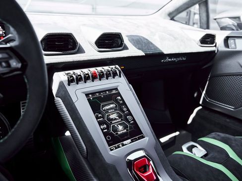 Used 2022 Lamborghini Huracan STO image 66