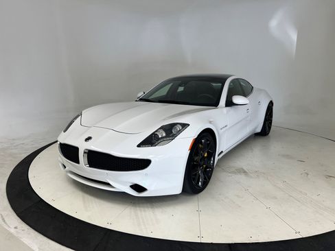 Used 2019 Karma Revero image 1