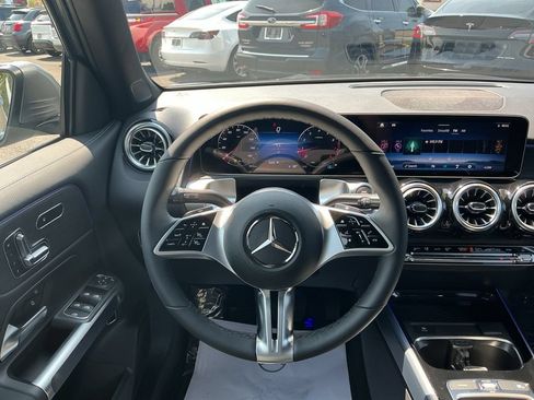 New 2026 Mercedes-Benz GLB 250 4MATIC image 26