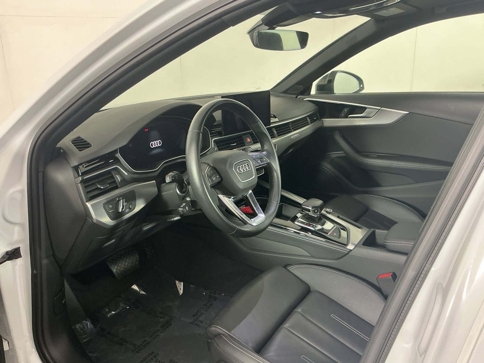 Used 2023 Audi A4 2.0T Premium Plus w/ Premium Plus Package AWD/4WD image 10