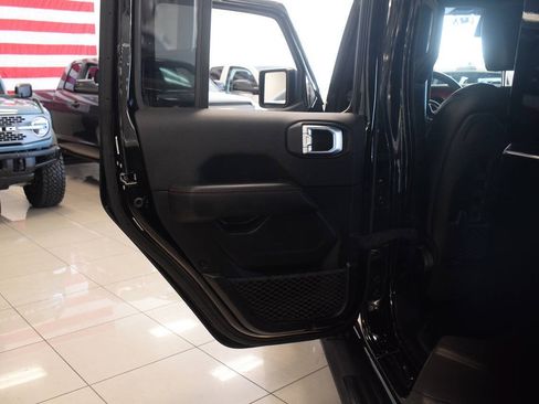 Used 2020 Jeep Gladiator Rubicon AWD/4WD image 43