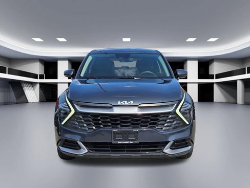 Certified 2024 Kia Sportage LX FWD image 9