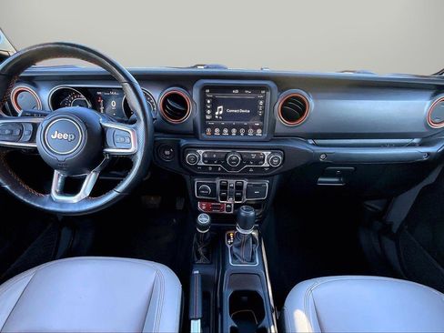 Certified 2022 Jeep Gladiator Mojave w/ LED Lighting Group AWD/4WD image 15