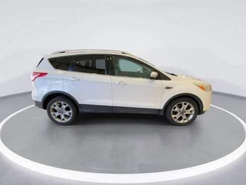Used 2015 Ford Escape Titanium image 9