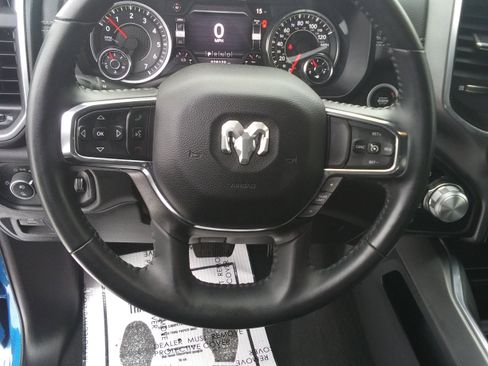 Used 2024 RAM 1500 Laramie image 15