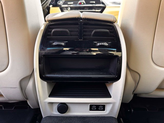 Used 2023 BMW 530e xDrive w/ Executive Package AWD/4WD image 31