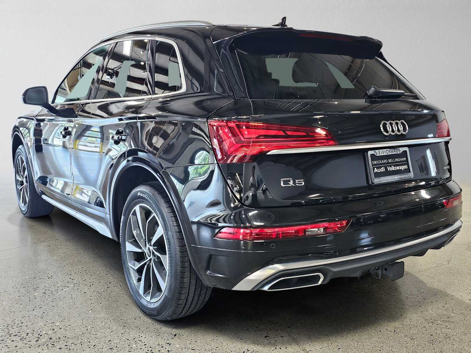 Used 2023 Audi Q5 2.0T Premium Plus w/ Premium Plus Package AWD/4WD image 5
