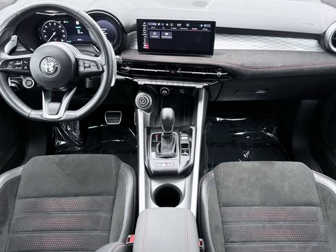 Used 2024 Alfa Romeo Tonale Veloce image 49