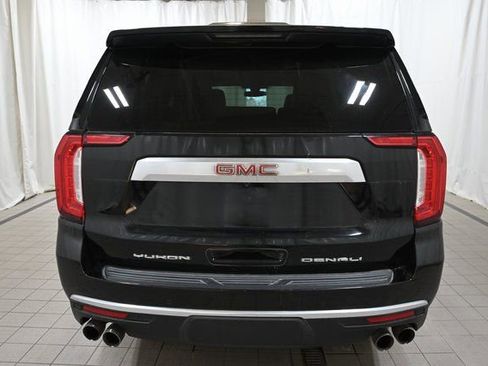 Used 2021 GMC Yukon XL Denali AWD/4WD image 13