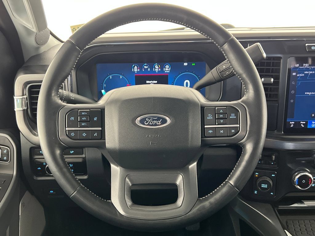 Used 2024 Ford F350 Lariat AWD/4WD image 17