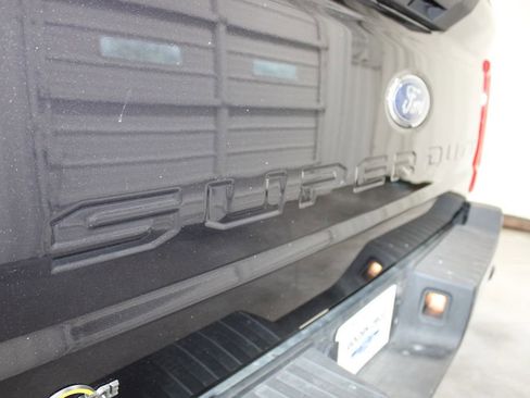 Used 2024 Ford F250 XLT image 32