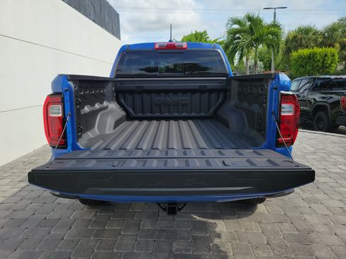 New 2026 GMC Canyon Elevation w/ Convenience Package RWD image 9