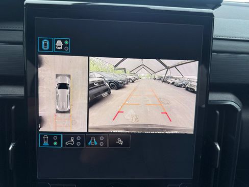 Certified 2024 GMC Acadia AT4 AWD/4WD image 28