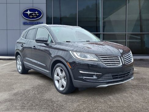 Used 2018 Lincoln MKC Premiere image 3