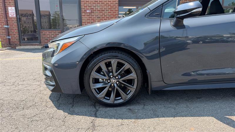 Used 2023 Toyota Corolla SE FWD image 4