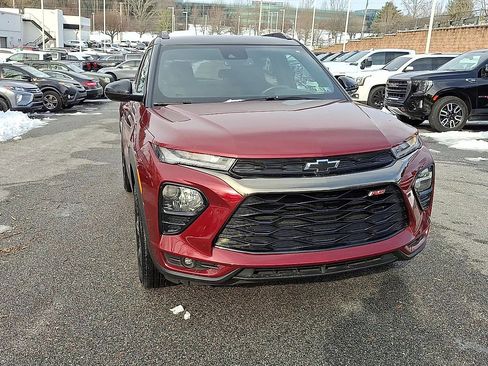Certified 2023 Chevrolet TrailBlazer RS w/ Convenience Package image 3
