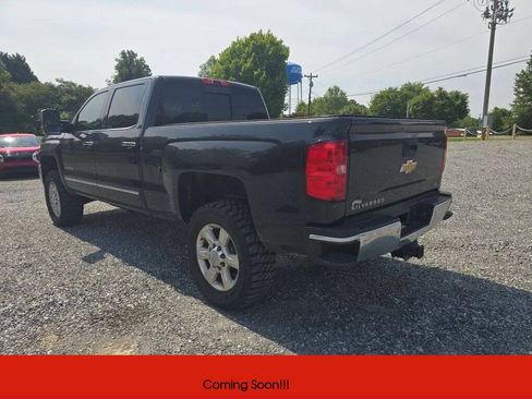 Used 2019 Chevrolet Silverado 2500 LTZ w/ Duramax Plus Package AWD/4WD image 5