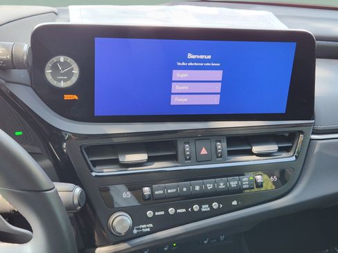 Certified 2023 Lexus ES 350 w/ Premium Package FWD image 10
