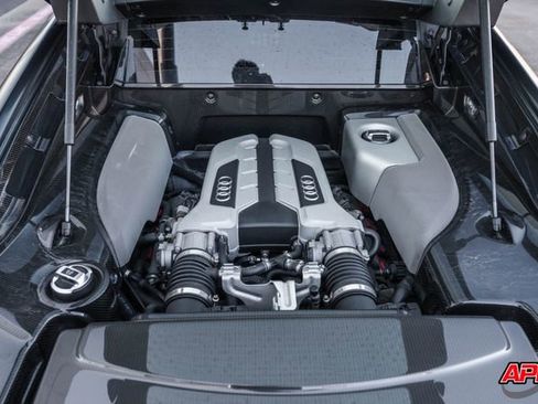 Used 2012 Audi R8 V8 image 90