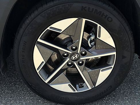 Used 2025 Hyundai Tucson SEL FWD image 6