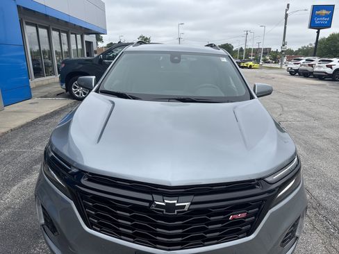Used 2024 Chevrolet Equinox RS FWD image 3