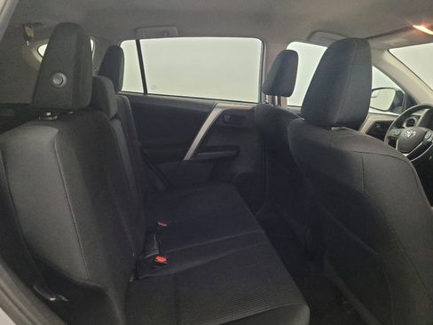 Used 2018 Toyota RAV4 LE w/ Carpet Mat Package AWD/4WD image 19