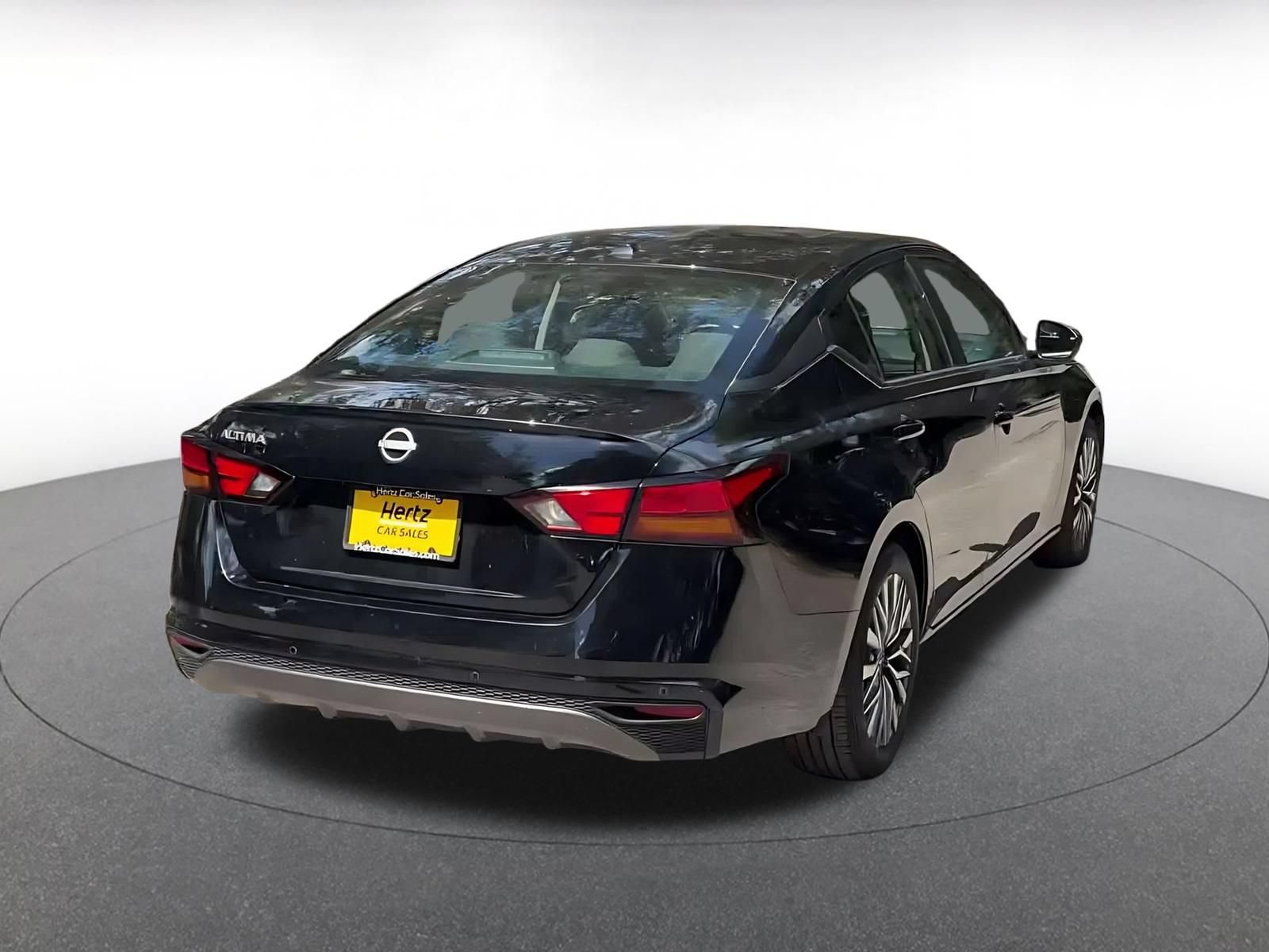 Used 2026 Nissan Altima 2.5 SV FWD image 14