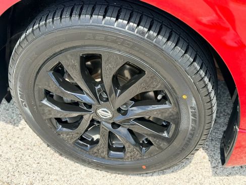 Used 2019 Nissan Sentra SV FWD image 39