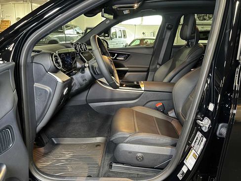 Certified 2026 Mercedes-Benz GLC 300 4MATIC image 23
