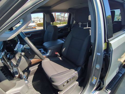 Used 2024 GMC Sierra 1500 Elevation w/ Preferred Package RWD image 19