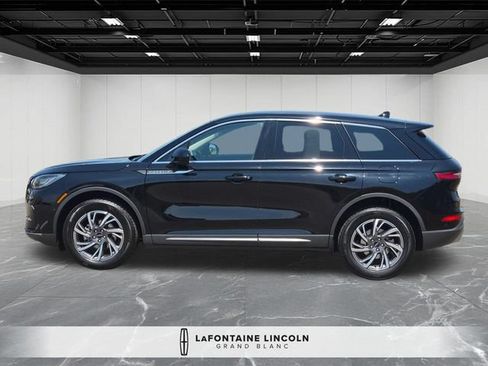 Certified 2023 Lincoln Corsair AWD w/ Towing Package image 2