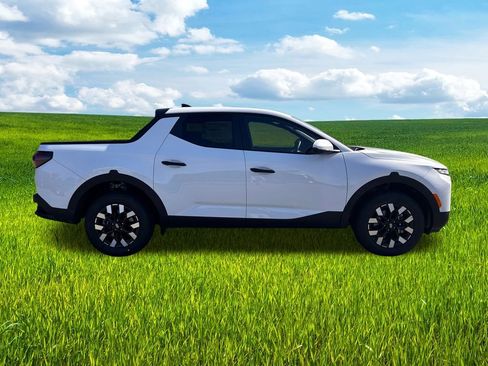 New 2026 Hyundai Santa Cruz SE image 8