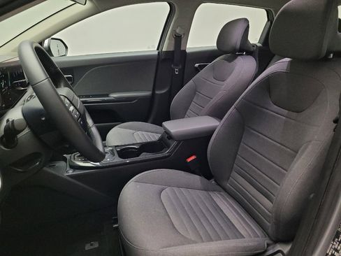 Used 2025 Kia K4 EX FWD image 17
