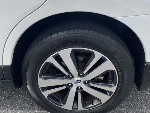 Used 2019 Subaru Outback 3.6R Limited w/ Popular Package #2 image 28