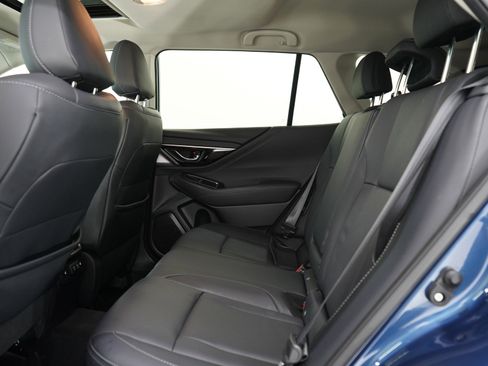 Used 2022 Subaru Outback Limited image 18