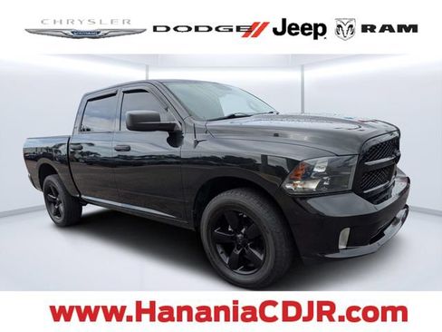 Used 2019 RAM 1500 Express w/ Express Value Package AWD/4WD image 1